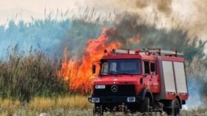 Χίος: Κρίσιμες είναι οι επόμενες ώρες στο μέτωπο της φωτιάς
