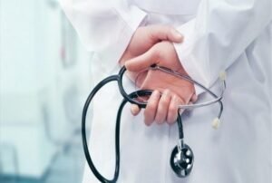 Γεωργιάδης: Βελτίωση στη θεσμοθέτηση κινήτρων για γιατρούς στα νησιά – Φορείς Υγείας: Κίνητρα για στέγαση