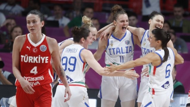 Eurobasket Γυναικών 2025: Επική πρόκριση της Ιταλίας, στα ημιτελικά και η τρομερή Γαλλία