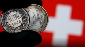 Ελβετικό φράγκο: Νέα κινητοποίηση πραγματοποιούν οι δανειολήπτες-Ποια είναι τα αιτήματα τους και ποια λύση