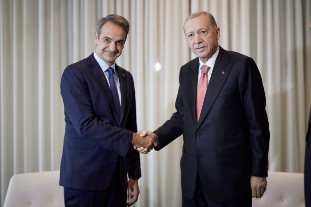 Χάγη: Σύντομη συνάντηση Μητσοτάκη – Ερντογάν στη σύνοδο του ΝΑΤΟ – Τι συζητήθηκε