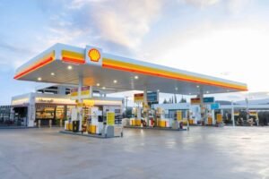 Η Shell εξαγοράζει την BP; «Όργιο» φημών – Τι λένε οι εταιρείες