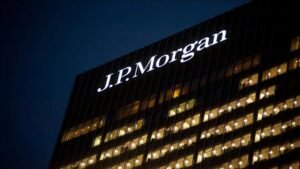 JP Morgan: Γιατί είναι αρνητική εξέλιξη η αναβάθμιση του Χ.Α. για την ελληνική χρηματιστηριακή αγορά –