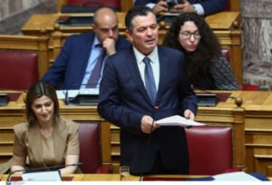Χρήστος Μπουκώρος: «Υπέβαλα την παραίτησή μου για λόγους ευθιξίας και για να διευκολύνω το κυβερνητικό έργο»