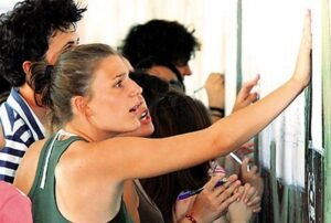 Πανελλαδικές Εξετάσεις 2025; Που θα κινηθούν φέτος οι βάσεις εισαγωγής στα ΑΕΙ