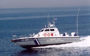 Κατηγορίες κατά Ιρανού διακινητή που αποβίβασε 30 μετανάστες στην Κω