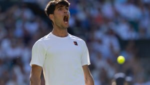 Wimbledon: Ο Αλκαράθ “λύγισε” τον μαχητικό Φονίνι σε ματς 4,5 ωρών και 5 σετ! – Δίδαξαν fair play οι δύο τενίστες