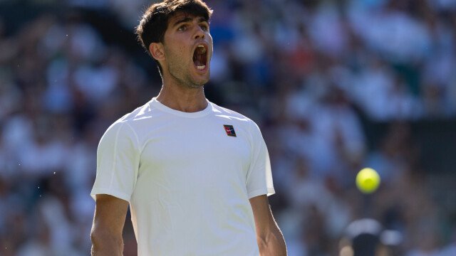 Wimbledon: Ο Αλκαράθ “λύγισε” τον μαχητικό Φονίνι σε ματς 4,5 ωρών και 5 σετ! – Δίδαξαν fair play οι δύο τενίστες