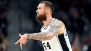 NBA, μεταγραφές: Ο Μαμουκελασβίλι συμφώνησε με τους Ράπτορς – Το σενάριο με τον Παναθηναϊκό AKTOR