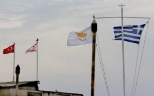 O OHE ανακοίνωσε την άτυπη πενταμερή για το Κυπριακό στη Ν. Υόρκη