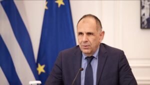 Στην Λιβύη μεταβαίνει την Κυριακή ο Γιώργος Γεραπετρίτης – Συνάντηση με τον Χαφτάρ και αξιωματούχους στην