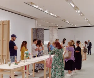 Δωρεάν ξεναγήσεις και ομιλίες στην περιοδική έκθεση “Allspice-Michael Rakowitz & Ancient Cultures” στο Μουσείο Ακρόπολης