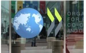 ΟΟΣΑ: Τι λέει ο Οργανισμός για τις αγροτικές επιδοτήσεις, το ρεύμα και την παραγωγικότητα στην Ελλάδα –