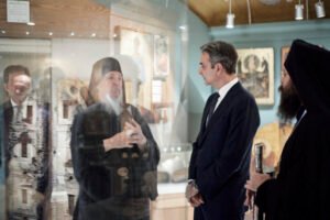 Μητσοτάκης από Άγιον Όρος: «Δεν υπάρχει καμία περίπτωση να αλλάξει ο χαρακτήρας της Μονής Σινά»
