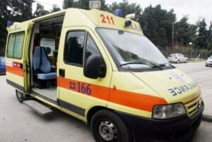Αγρίνιο: Ένας 22χρονος νεκρός και δύο τραυματισμένες γυναίκες 17 και 27 ετών αντίστοιχα έπειτα από τροχαίο