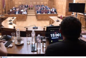Προανακριτική Επιτροπή για Τέμπη: Η πολιτική διαμάχη, η παραπομπή Καραμανλή και η κρίσιμη συνεδρίαση της