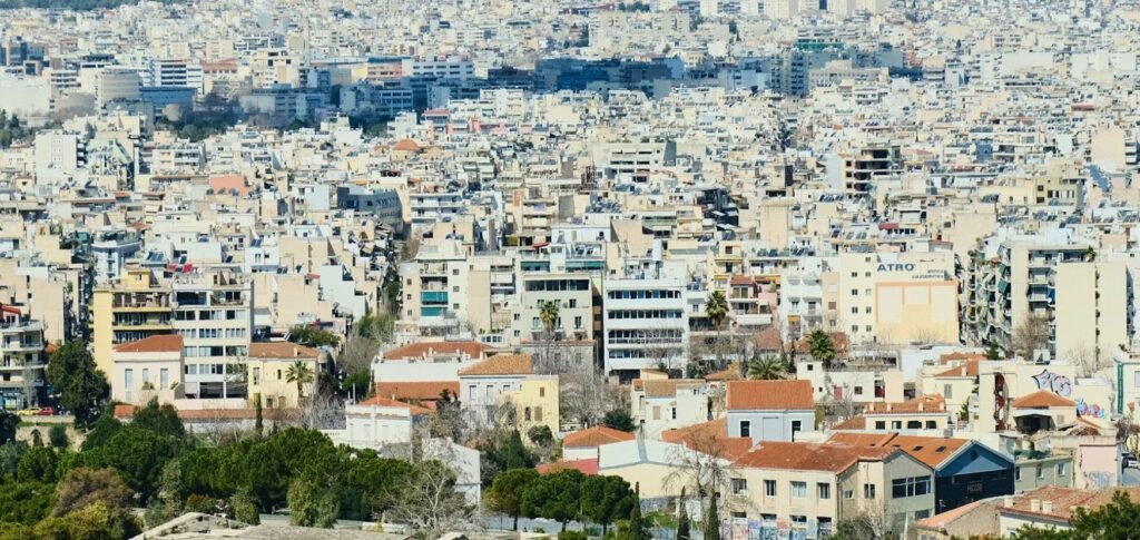 Ακίνητα: Νέος οδηγός με ερωτήσεις και απαντήσεις για τις παγίδες των ιδιοκτητών, κληρονόμων και αγοραστών –
