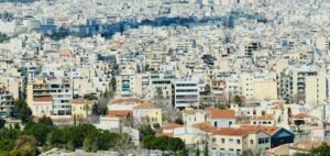 Ακίνητα: Νέος οδηγός με ερωτήσεις και απαντήσεις για τις παγίδες των ιδιοκτητών, κληρονόμων και αγοραστών –