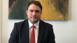Τσουκαλάς: Το σκάνδαλο του ΟΠΕΚΕΠΕ είναι ένα “γαλάζιο” σκάνδαλο