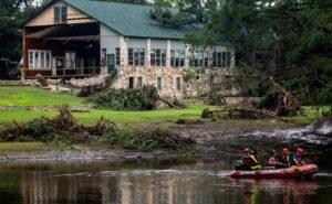 Φονικές πλημμύρες στο Τέξας: Στους 110 οι νεκροί, πάνω από 170 οι αγνοούμενοι