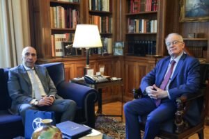 Συνάντηση του προέδρου του ΕΒΕΑ, Γιάννη Μπρατάκου, με τον Πρόεδρο της Δημοκρατίας, Κωνσταντίνο Τασούλα –
