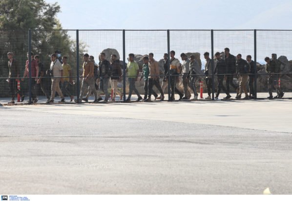 Μεταναστευτικό: Σύσκεψη στο υπουργείο για τη διαχείριση των αυξημένων ροών – Στο επίκεντρο η δημιουργία