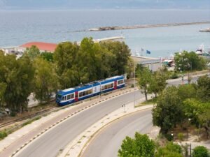 Ο προαστιακός σιδηρόδρομος Πάτρας σε νέα τροχιά – Νέα δρομολόγια – Νέες υπηρεσίες