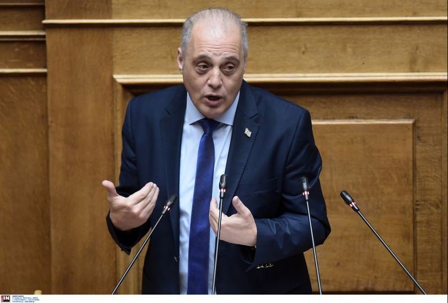 Βελόπουλος: Όταν αντιμετωπίζεις ξεκάθαρα εισβολή λαθρομεταναστών, αλλάζεις πολιτική, σφραγίζεις τα σύνορα