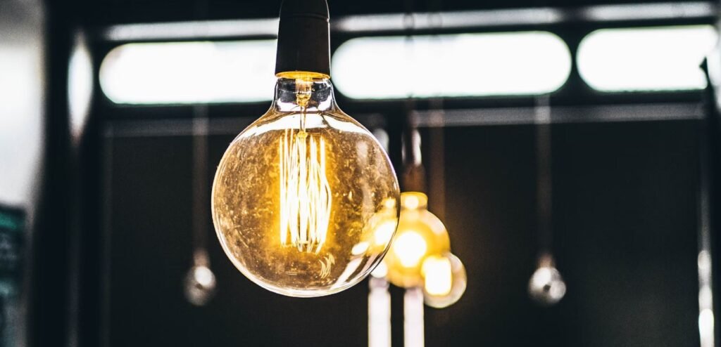 Σε ισχύ τα πρώτα δυναμικά τιμολόγια ρεύματος – Οι επιλογές των καταναλωτών – enikonomia.gr