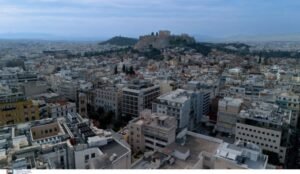Ακίνητα: Πώς η τεχνολογία, η κλιματική κρίση και οι κοινωνικές εξελίξεις μεταμορφώνουν την αγορά – Οι τιμές
