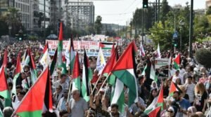 Εισαγγελία: «Απειλή διάπραξης εγκλημάτων» η πορεία με παλαιστινιακές σημαίες!