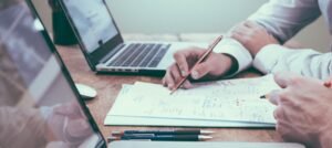 ΑΑΔΕ: Σε ποιες επιχειρήσεις θα επιβληθεί προκαταβολή φόρου και γιατί – enikonomia.gr