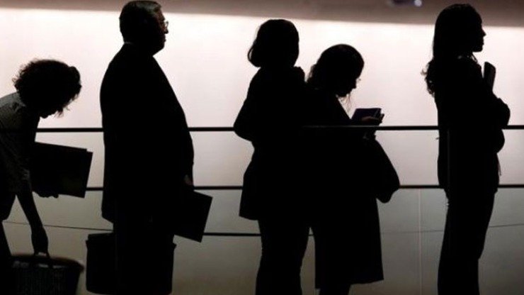 Aνεργία των γυναικών: Κάτω από 10% για πρώτη φορά στην ιστορία