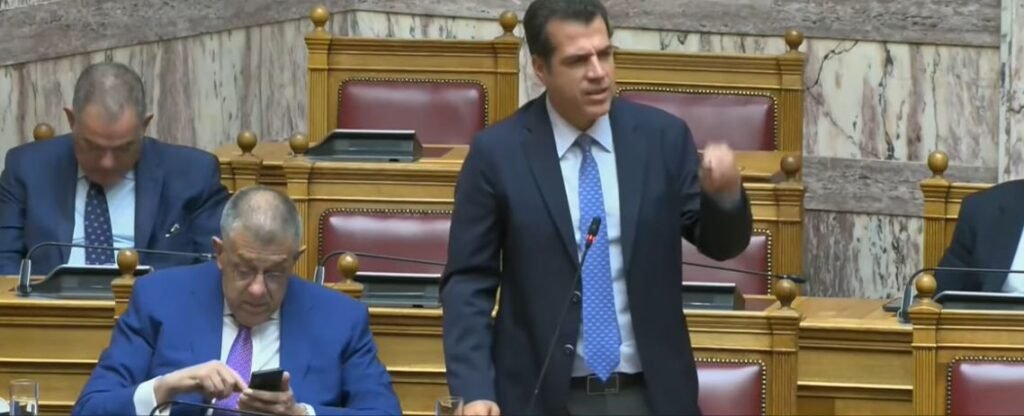 Βουλή: Κόντρα Πλεύρη με Καζαμία και Νατσιό για το μεταναστευτικό – «Φυλακή ή επιστροφή, ο δρόμος για όσους