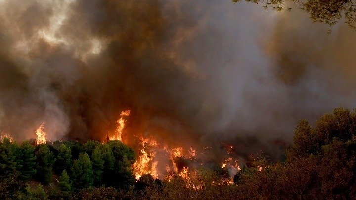 Θεσσαλονίκη: Φωτιά ξέσπασε στο ύψος της Σταυρούπολης πάνω από τον Περιφερειακό