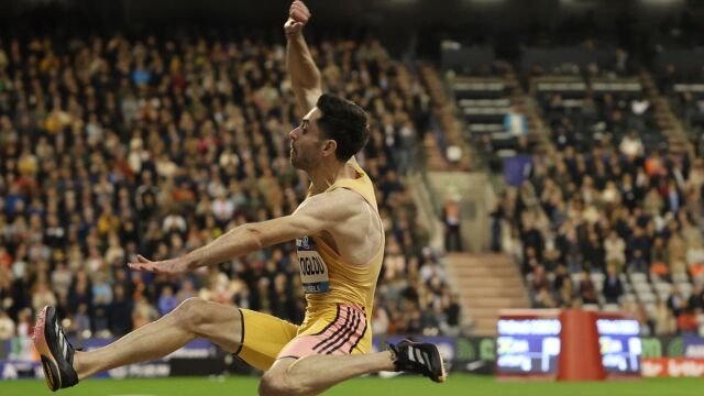 Diamond League Λονδίνου: Δεύτερος υπό… βροχή ο Τεντόγλου με άλμα στα 8,19μ!