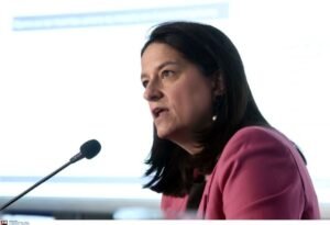 Financial Times: Η Νίκη Κεραμέως στην «πρώτη γραμμή» του επαναπατρισμού Ελλήνων από Ευρώπη και ΗΠΑ