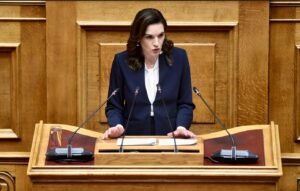 Όλγα Κεφαλογιάννη: Συνάντηση με τον Σταύρο Καφούνη – Στο επίκεντρο η ανάδειξη της αγοραστικής εμπειρίας στην