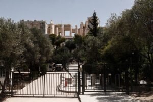 Κλειστοί οι αρχαιολογικοί χώροι στην Αθήνα 12:00-17:00 έως και την Κυριακή