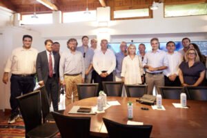 Μητσοτάκης από Σκιάθο: Κλείνουμε τα αυτιά στην τοξικότητα, εργαζόμαστε σκληρά και λύνουμε προβλήματα