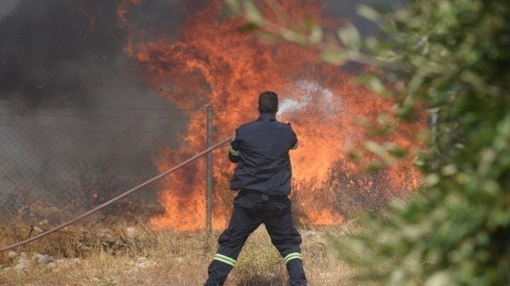 Νέο μήνυμα του 112 για εκκένωση οικισμών στα Κύθηρα