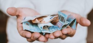 Συντάξεις Αυγούστου 2025: Ποια ταμεία πληρώνουν σήμερα – enikonomia.gr