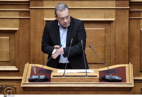 Φάμελλος: Ο κ. Μητσοτάκης επέλεξε να «γελοιοποιηθεί» γιατί «δεν άντεχε να υποστεί μία κοινοβουλευτική ήττα»