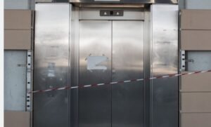 Μητρώο Απογραφής Ανελκυστήρων: Όλα όσα πρέπει να γνωρίζετε για τα στοιχεία που πρέπει να δηλωθούν –