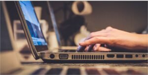 Voucher 200 ευρώ για γρήγορο ίντερνετ: Ποιοι μπορούν να το λάβουν και πώς-Ερωτήσεις και απαντήσεις –