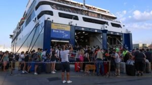 Συνεχίζεται η έξοδος των αδειούχων