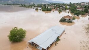 Ιαπωνία: Πάνω από 3 εκατ. άνθρωποι απομακρύνονται από τα σπίτια τους λόγω πλημμυρών