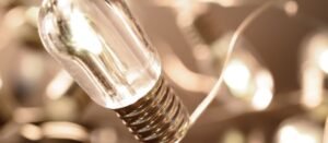 Λογαριασμοί ρεύματος: Ποιοι θα επωφεληθούν από τη μείωση της χονδρικής – enikonomia.gr