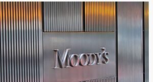 Moody’s: Τι λέει ο οίκος για την κερδοφορία των ελληνικών τραπεζών – enikonomia.gr