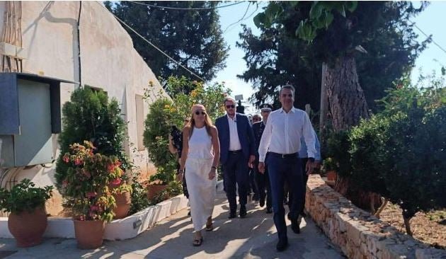 Μητσοτάκης από Χανιά: «Παίρνουμε δύναμη από την Παναγία μας» – Το μήνυμα στήριξης προς τις Ένοπλες Δυνάμεις και την Πυροσβεστική